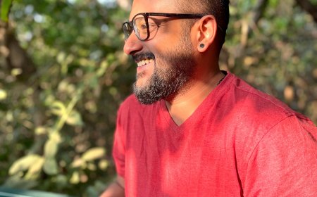 A Modern Mystery with New Age relations: Unveiling the  Secrets of "The Girl in the Tinder App" by Author JayKay Heart