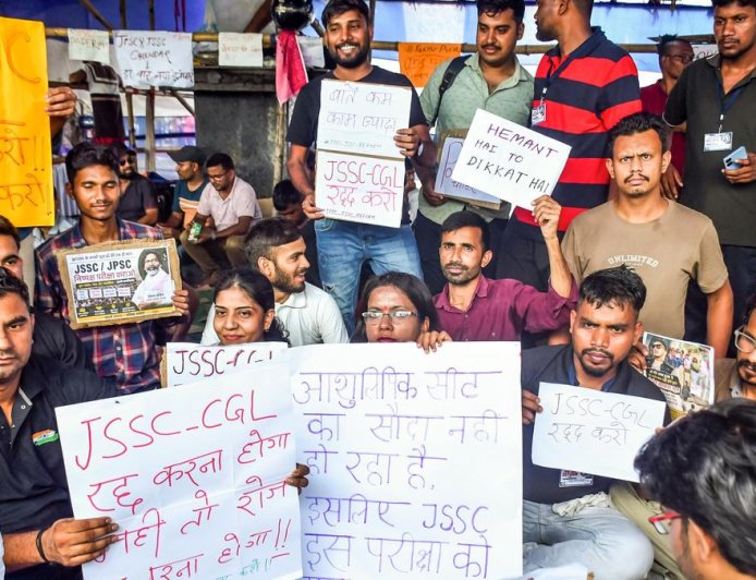 Jharkhand Students Reject Closed-Door Talks as Hemant Soren Government Opens Dialogue