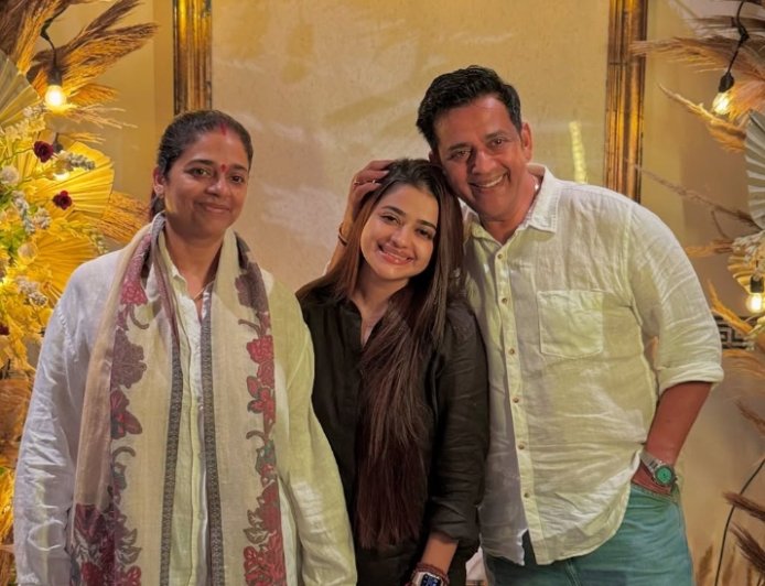 Ravi Kishan Reveals Wife Preeti Shukla Joked About Locking Him Up to Stop His Viral Videos